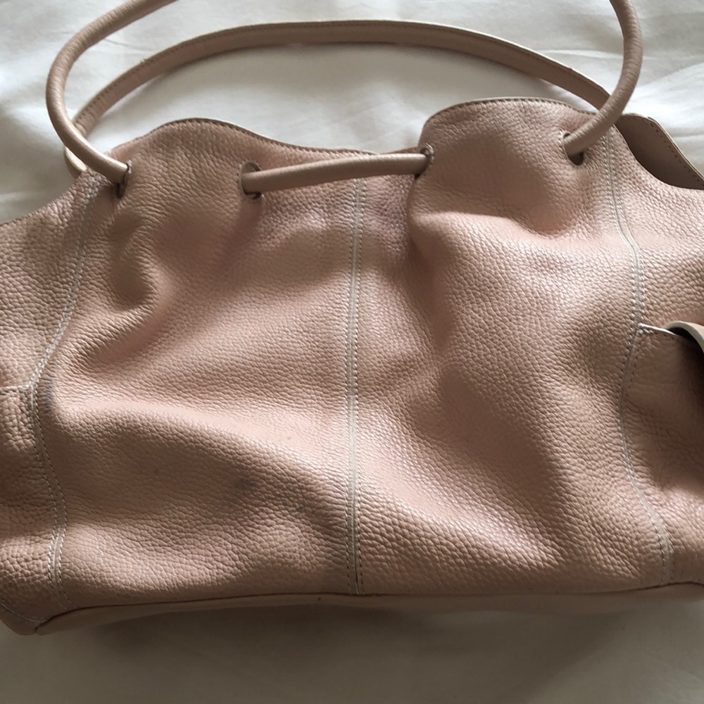 Light pink leather hand bag